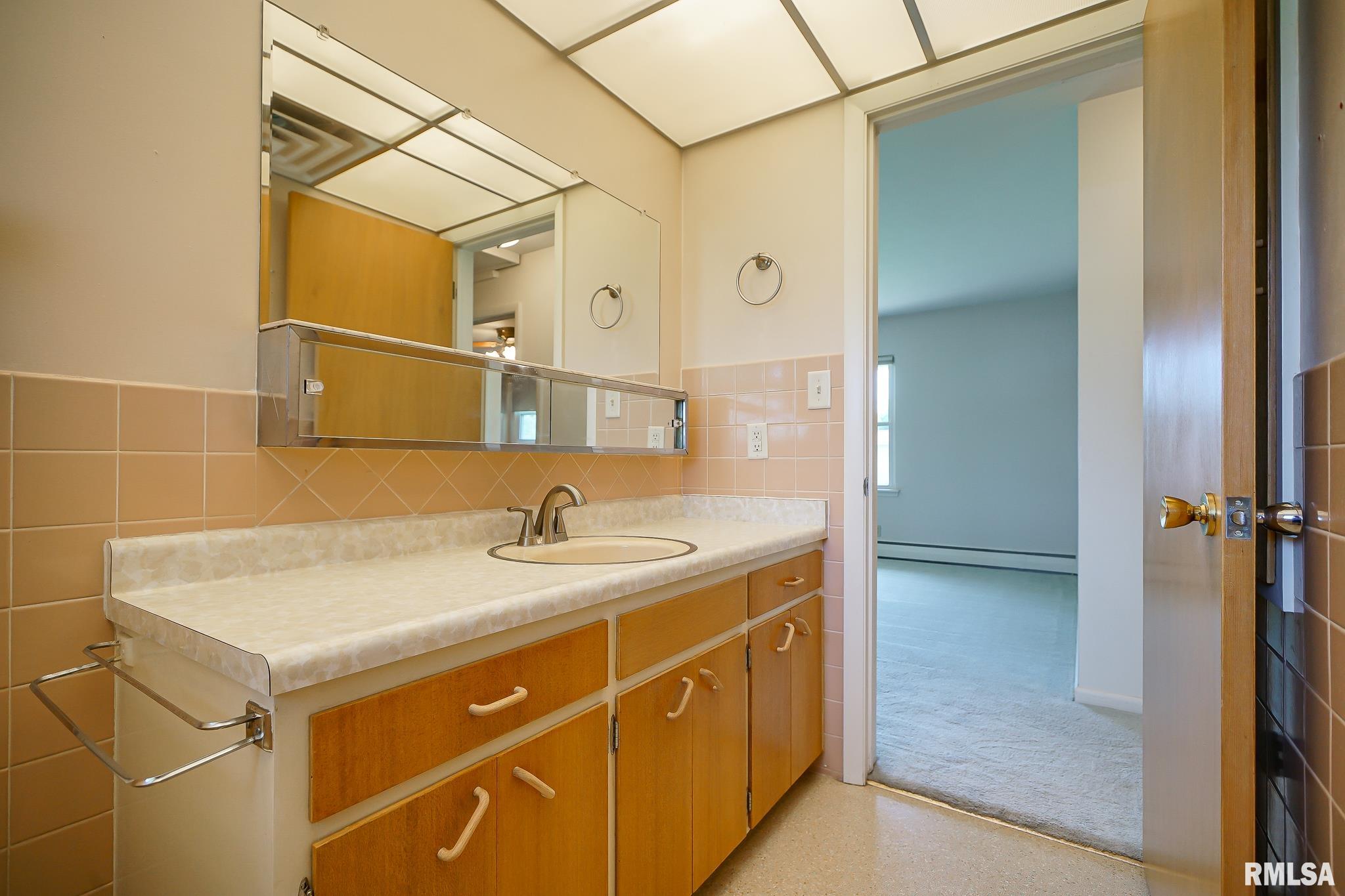 5814 West Fairview Road Peoria, IL 61607 - Photo 31 of 36 Gallery Image 31