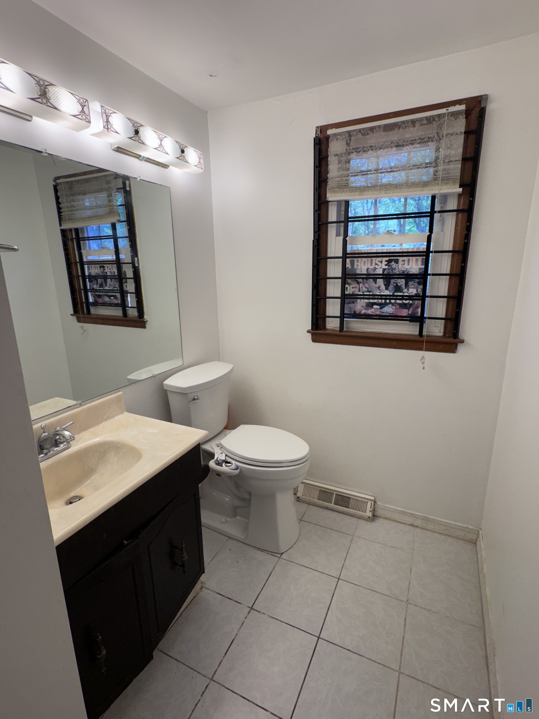 33 Thomas Street Windsor Locks, CT 06096 - Photo 11 of 33