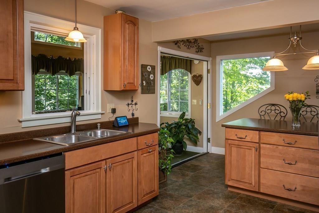 6 Stage Road Deerfield, MA 01373 - Photo 7 of 40 Gallery Image 7