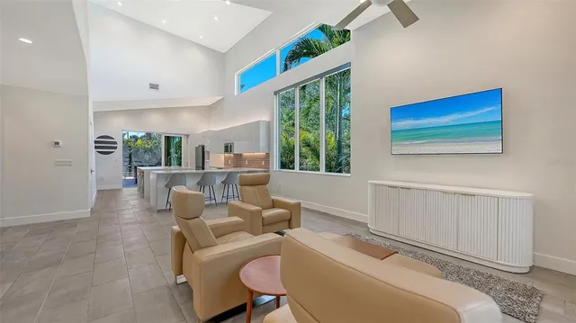 $1,395,000 | 2254 Hawthorne Street, Sarasota, FL 34239