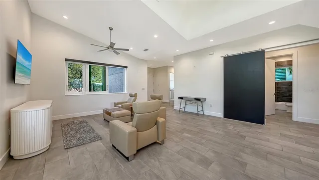 $1,395,000 | 2254 Hawthorne Street, Sarasota, FL 34239