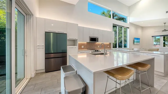 $1,395,000 | 2254 Hawthorne Street, Sarasota, FL 34239