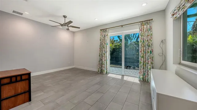 $1,395,000 | 2254 Hawthorne Street, Sarasota, FL 34239