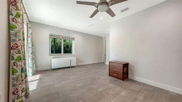 $1,395,000 | 2254 Hawthorne Street, Sarasota, FL 34239