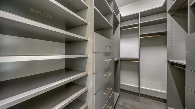 $1,395,000 | 2254 Hawthorne Street, Sarasota, FL 34239