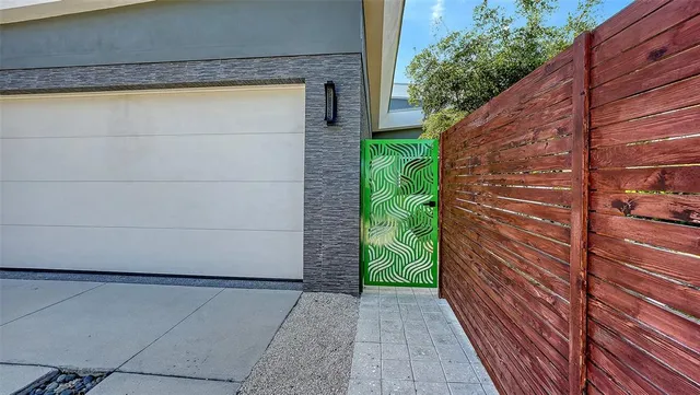 $1,395,000 | 2254 Hawthorne Street, Sarasota, FL 34239