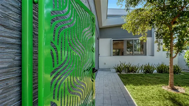 $1,395,000 | 2254 Hawthorne Street, Sarasota, FL 34239