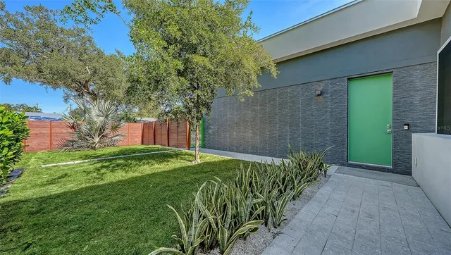 $1,395,000 | 2254 Hawthorne Street, Sarasota, FL 34239