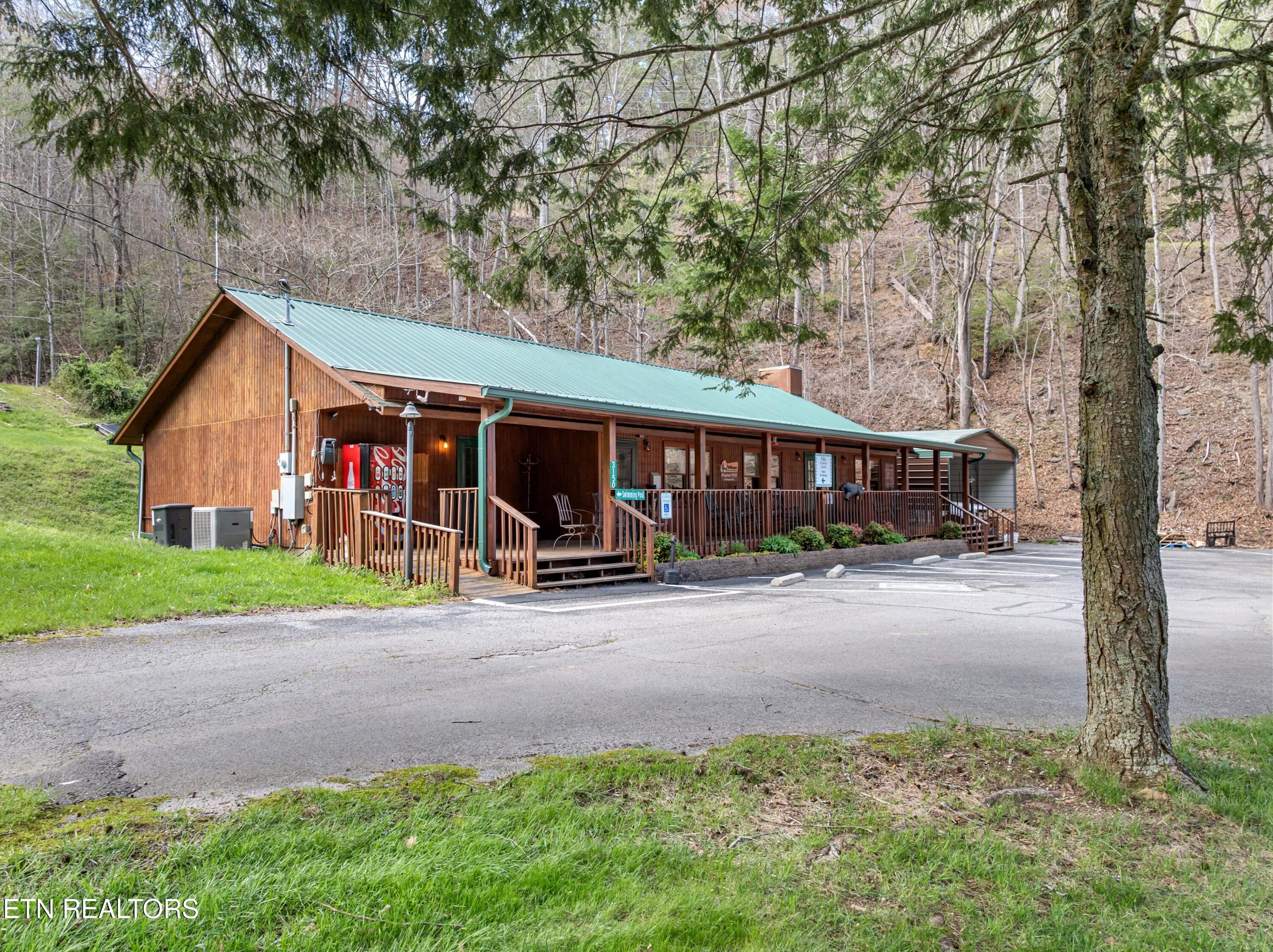 Balsam Slopes Road Sevierville, TN 37862 - Photo 8 of 22 HOA