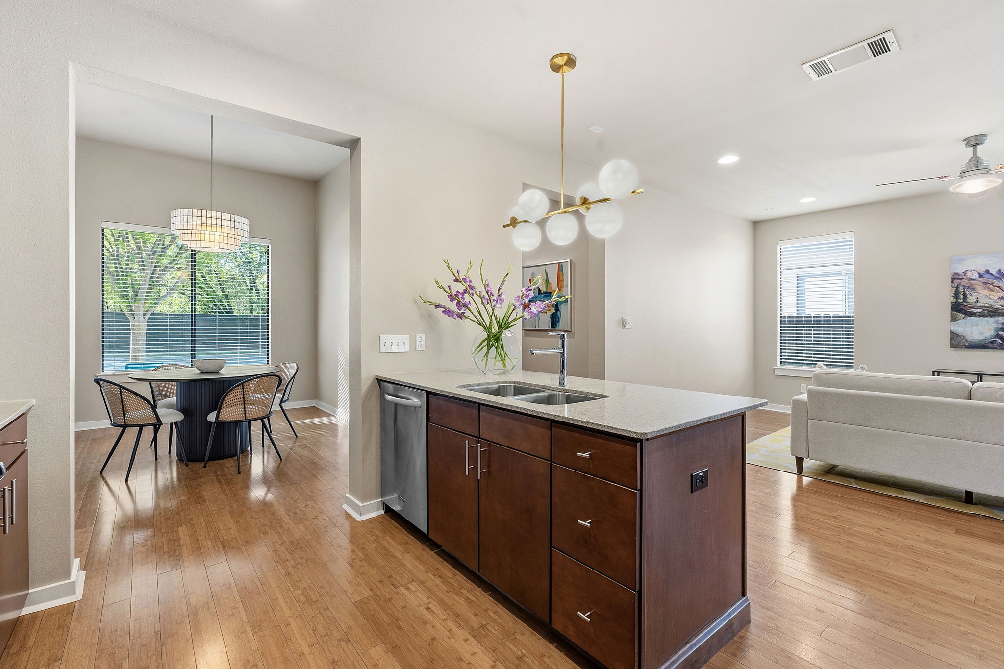 2911 Corbin Lane Austin, TX 78704 - Photo 6 of 37