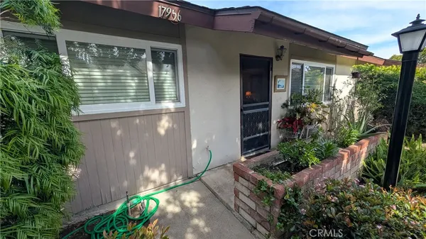 $619,900 | 17956 Irvine Boulevard, Tustin, CA 92780
