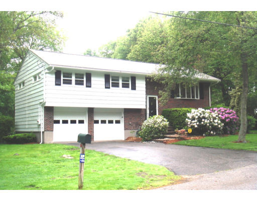 39 Philip Road Lexington, MA 02421 - Photo 1 of 18
