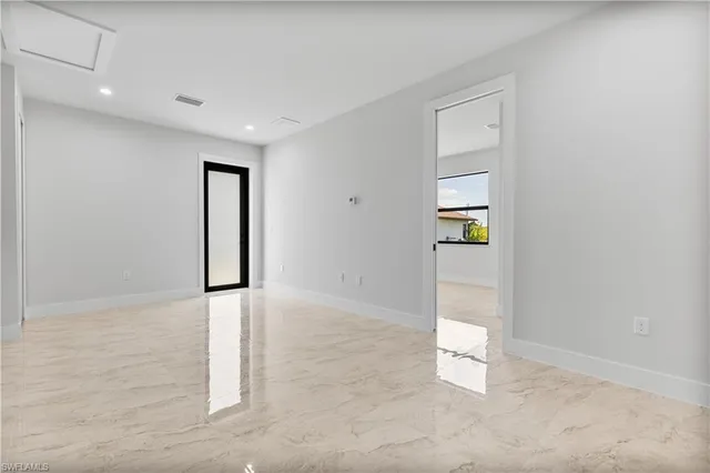 $648,000 | 3571 Everglades Boulevard South, Naples, FL 34117