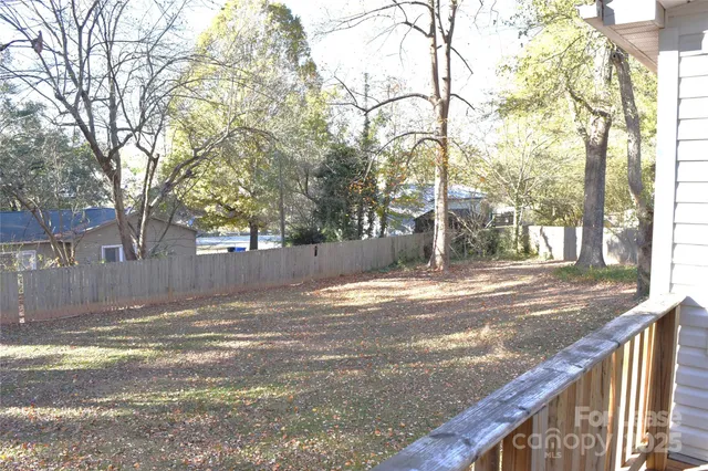 $1,850 | 320 West Stewart Avenue, Mooresville, NC 28115