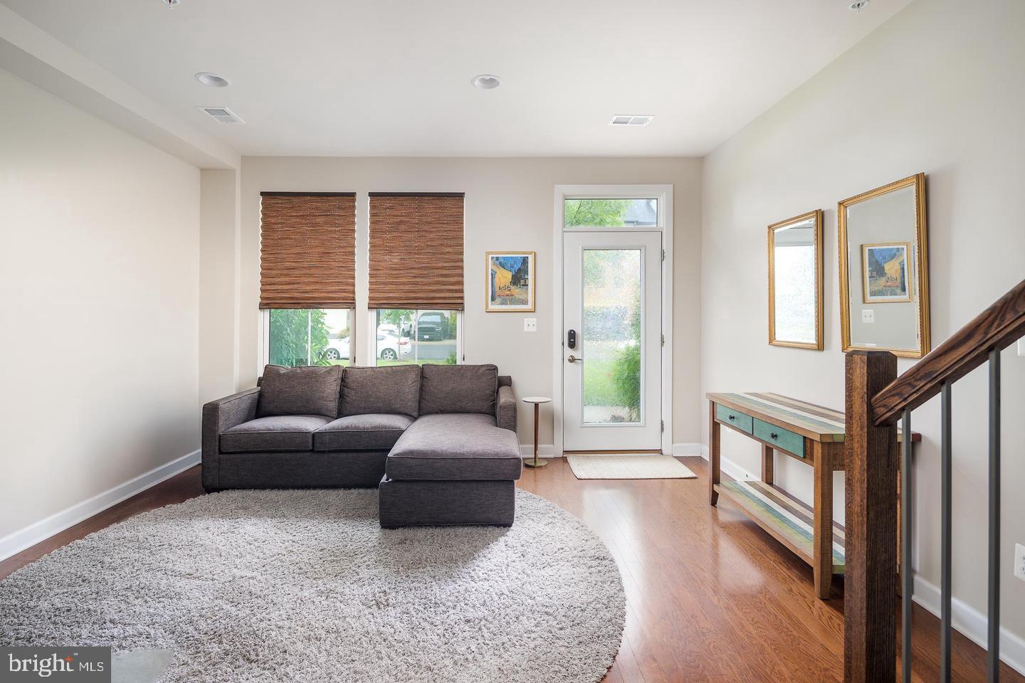 22355 Exe Square Ashburn, VA 20148 - Photo 2 of 16