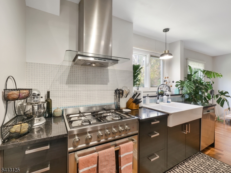 103 Park Avenue, Unit A6 Summit, NJ 07901 - Photo 13 of 22