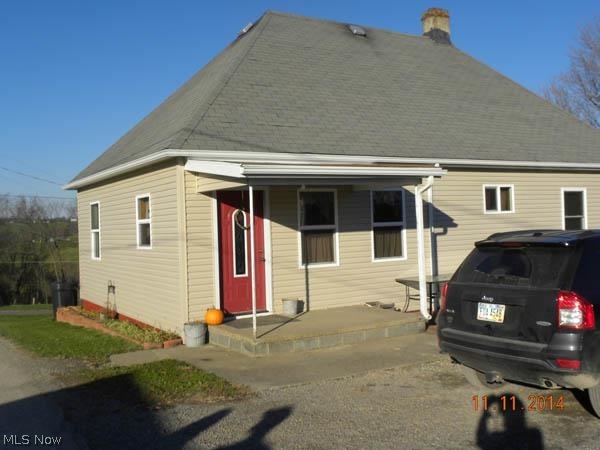 147 Twp Road Dillonvale, OH 43917 - Photo 3 of 20 Gallery Image 3