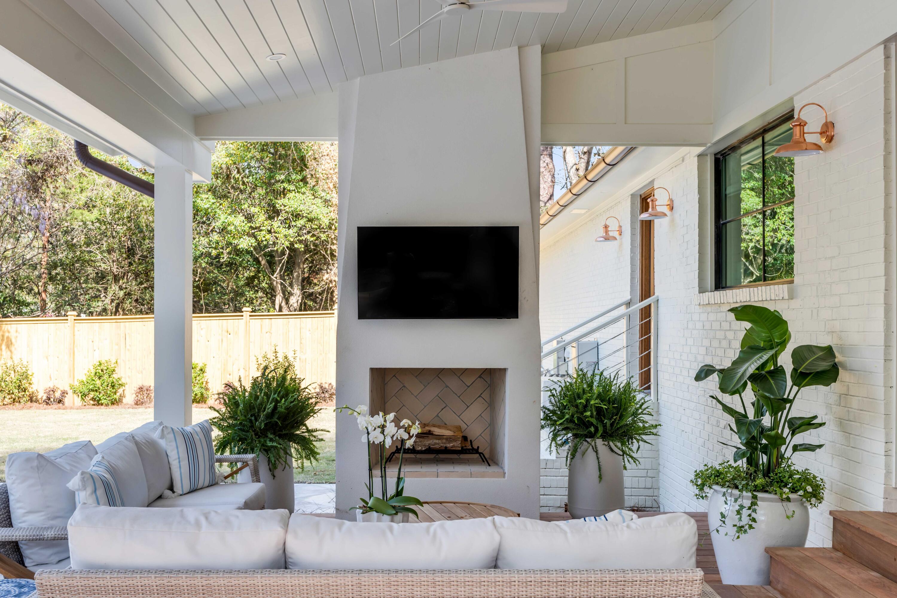 690 Pelzer Drive Mount Pleasant, SC 29464 - Photo 11 of 103 DSC04202