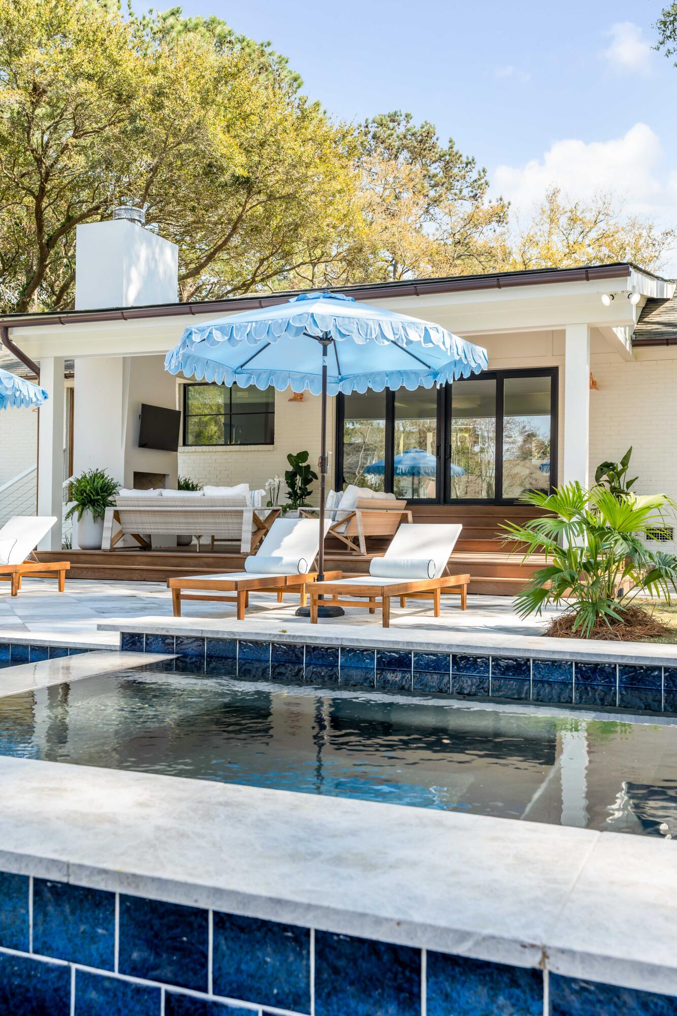 690 Pelzer Drive Mount Pleasant, SC 29464 - Photo 8 of 103 DSC04267