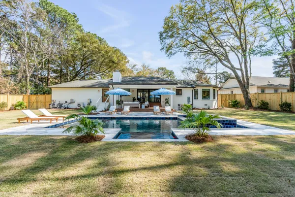 $18,000 | 690 Pelzer Drive, Mount Pleasant, SC 29464