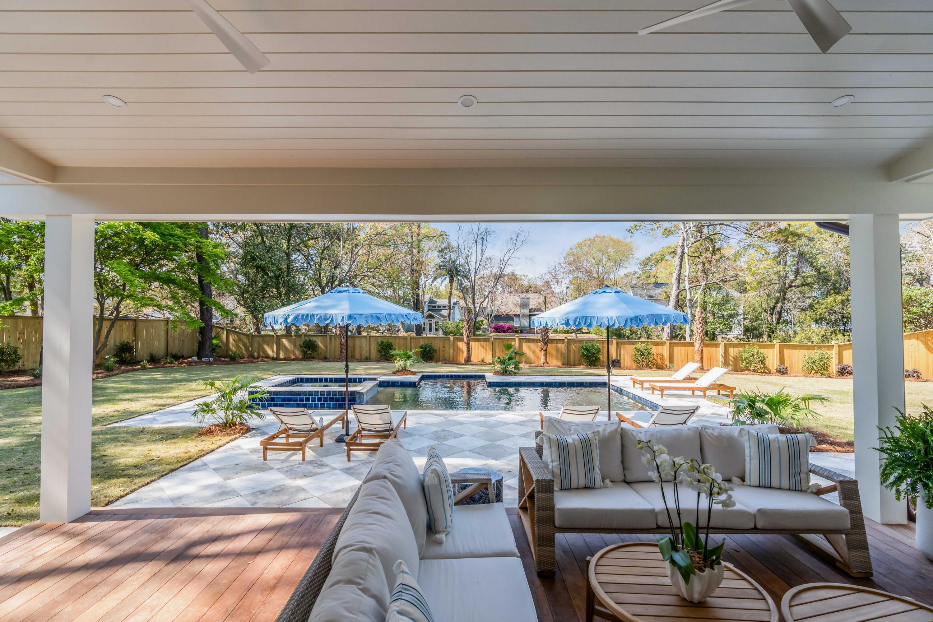 690 Pelzer Drive Mount Pleasant, SC 29464 - Photo 10 of 103 DSC04212