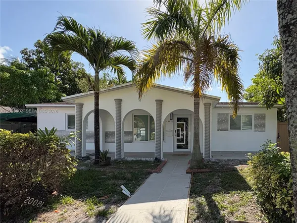 $4,300 | 20081 Northwest 15th Avenue, Miami Gardens, FL 33169