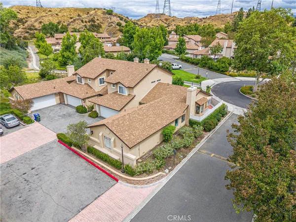 $599,990 | 22942 Banyan Place, Saugus, CA 91390