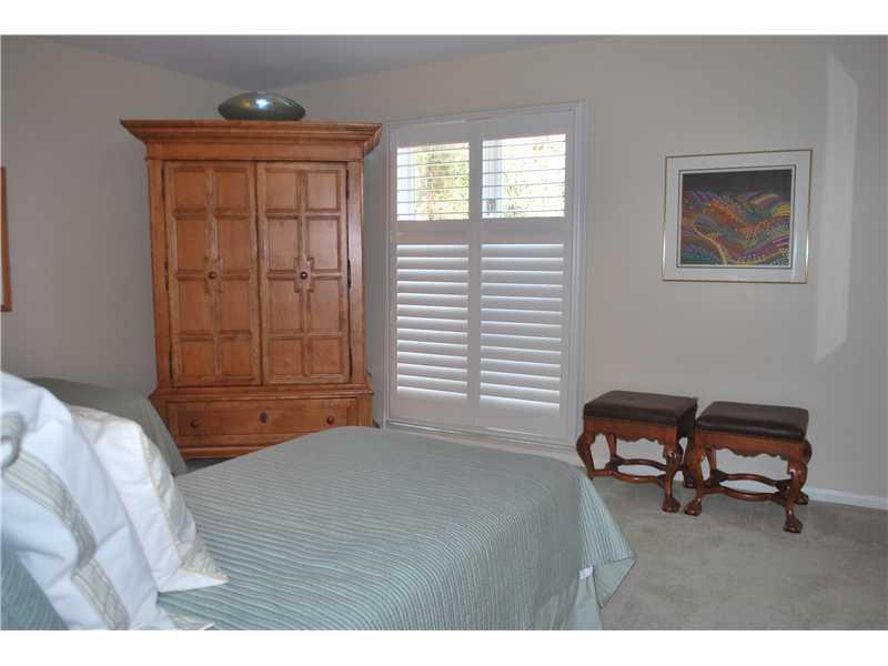 939 Valleyview Road Mt. Lebanon, PA 15243 - Photo 11 of 21 Bedroom.