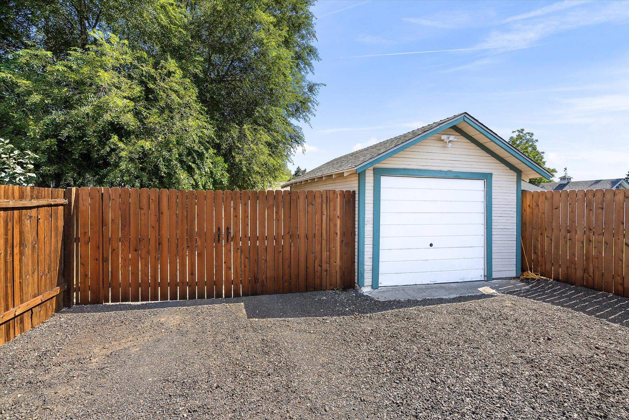 3004 North Center Road Spokane Valley, WA 99212 - Photo 22 of 28