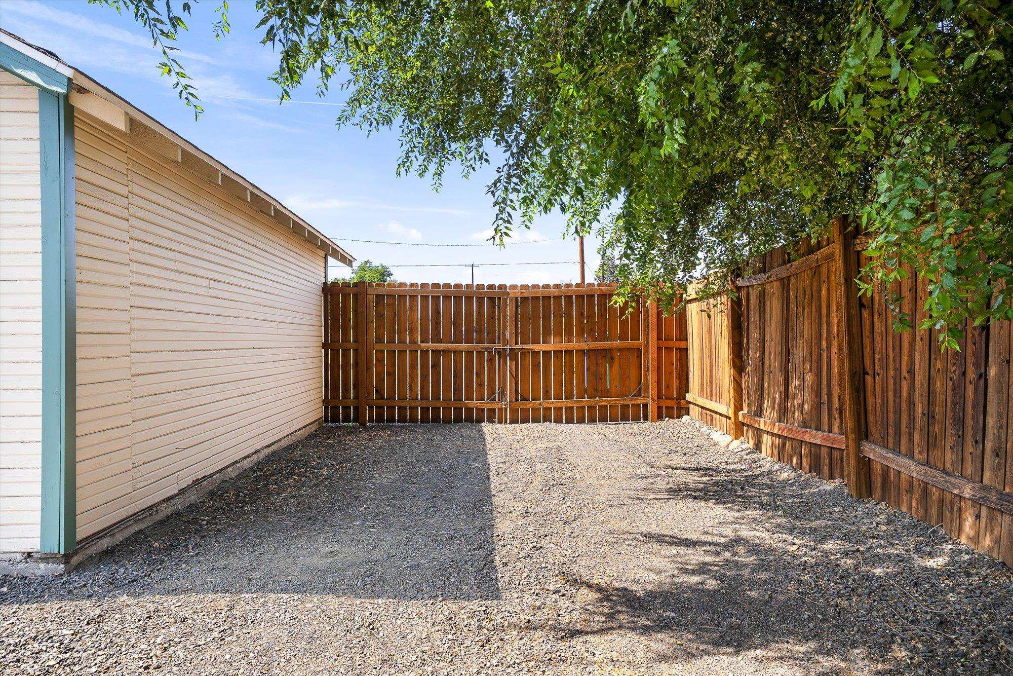 3004 North Center Road Spokane Valley, WA 99212 - Photo 23 of 28