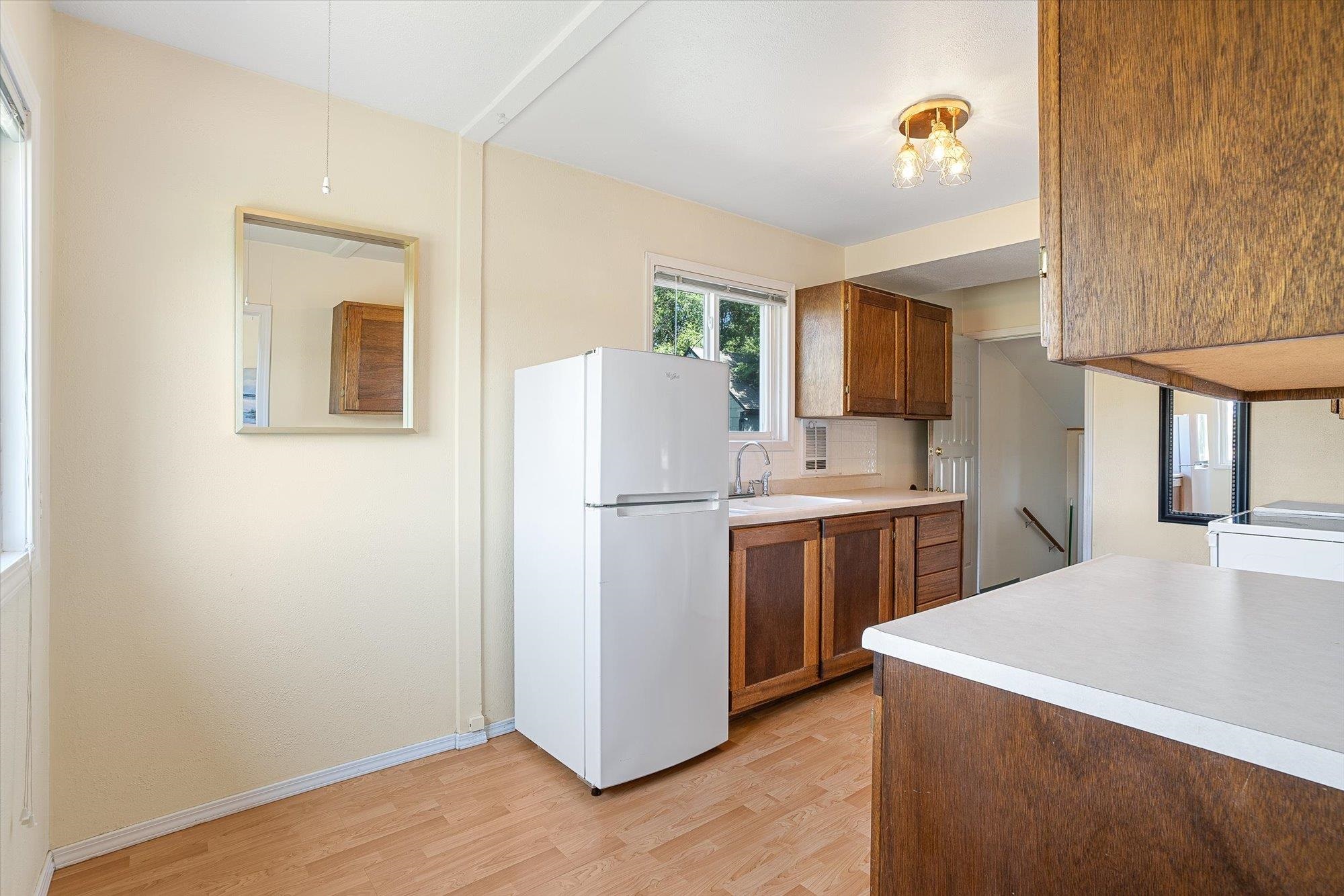 3004 North Center Road Spokane Valley, WA 99212 - Photo 6 of 28