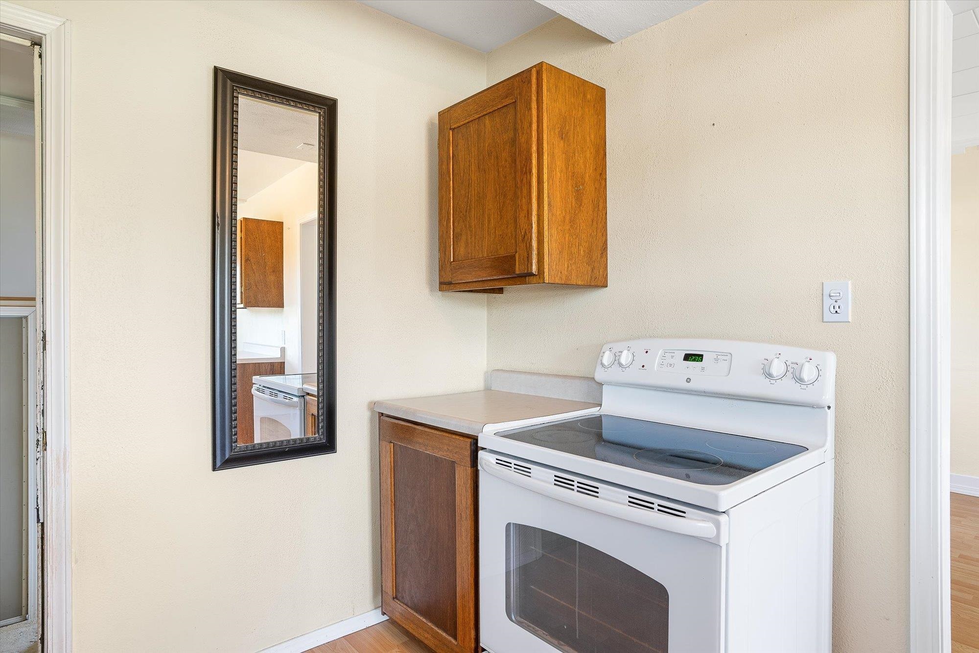 3004 North Center Road Spokane Valley, WA 99212 - Photo 7 of 28