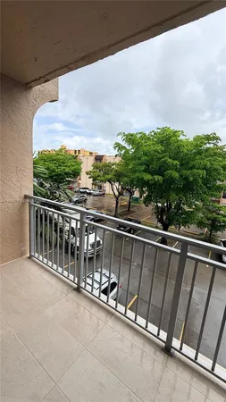 $2,000 | 4841 Northwest 7th Street, Unit 3104, Miami, FL 33126