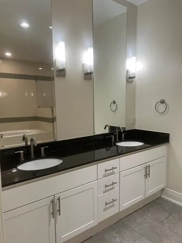 $4,219 | 8066 Park Lane, Unit 1005, Dallas, TX 75231