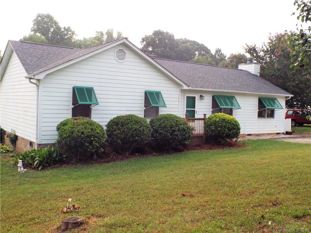 132 Loray Farm Road Dallas, NC 28034 - Photo 2 of 22