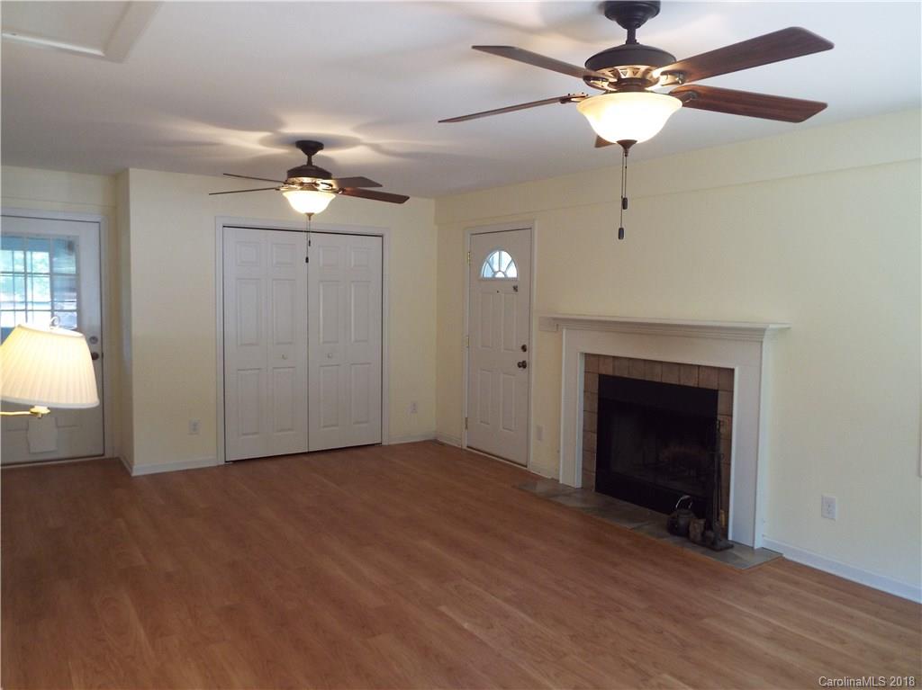 132 Loray Farm Road Dallas, NC 28034 - Photo 5 of 22