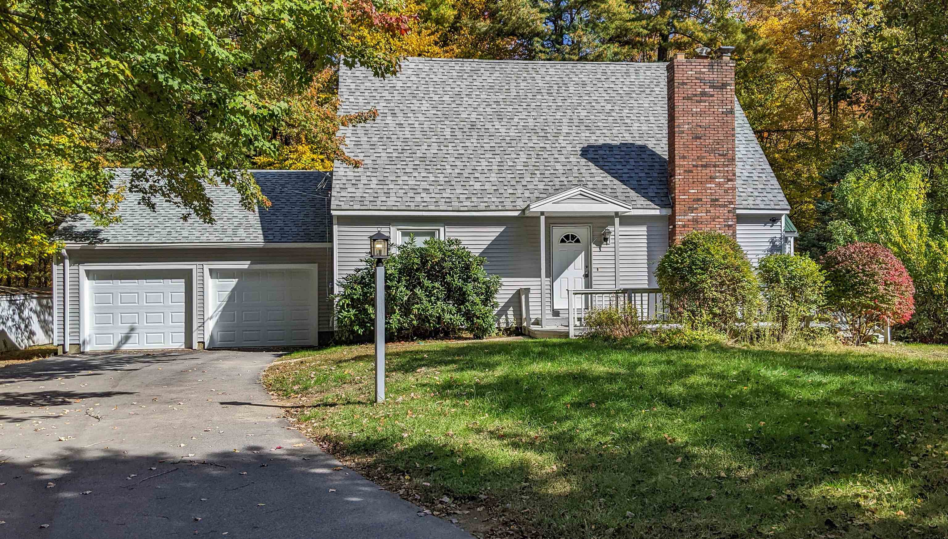 146 Hampstead Road Sandown, NH 03873 - Photo 1 of 40