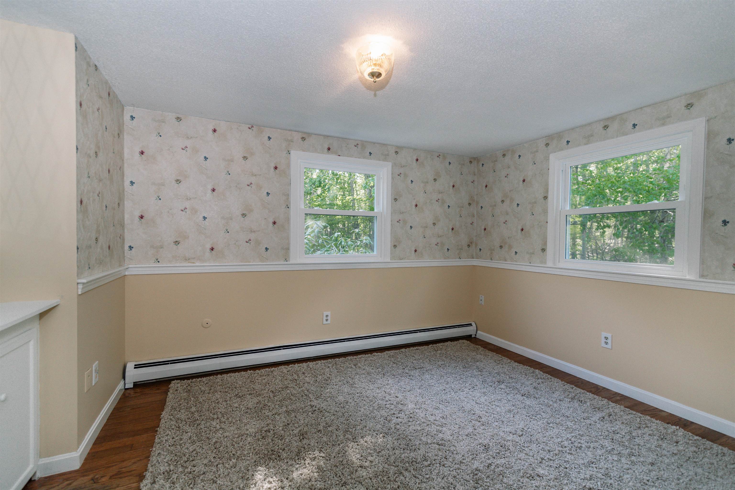 146 Hampstead Road Sandown, NH 03873 - Photo 10 of 40