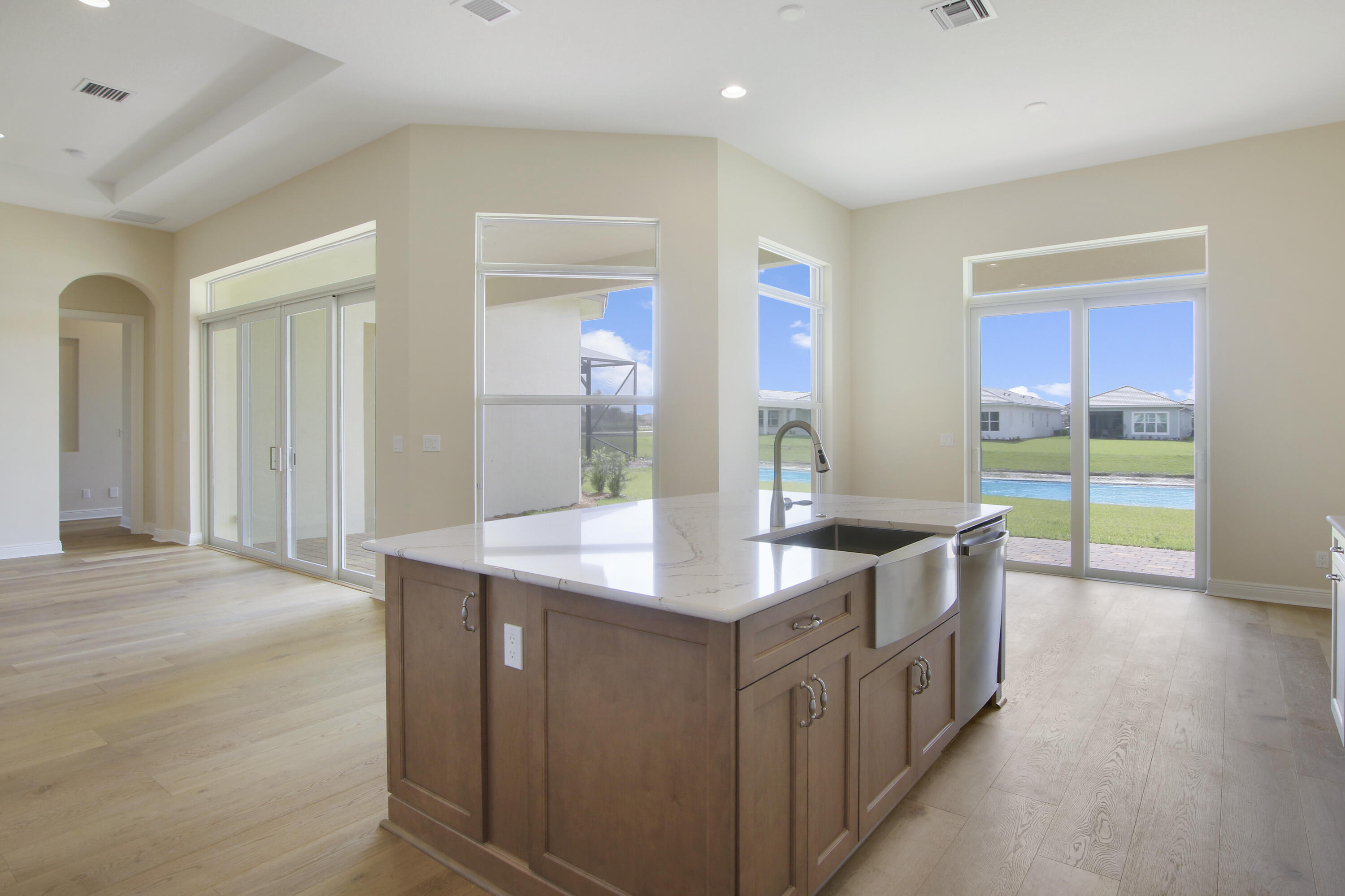 9039 Southwest Roccia Way Port St. Lucie, FL 34987 - Photo 17 of 80 Kitchen