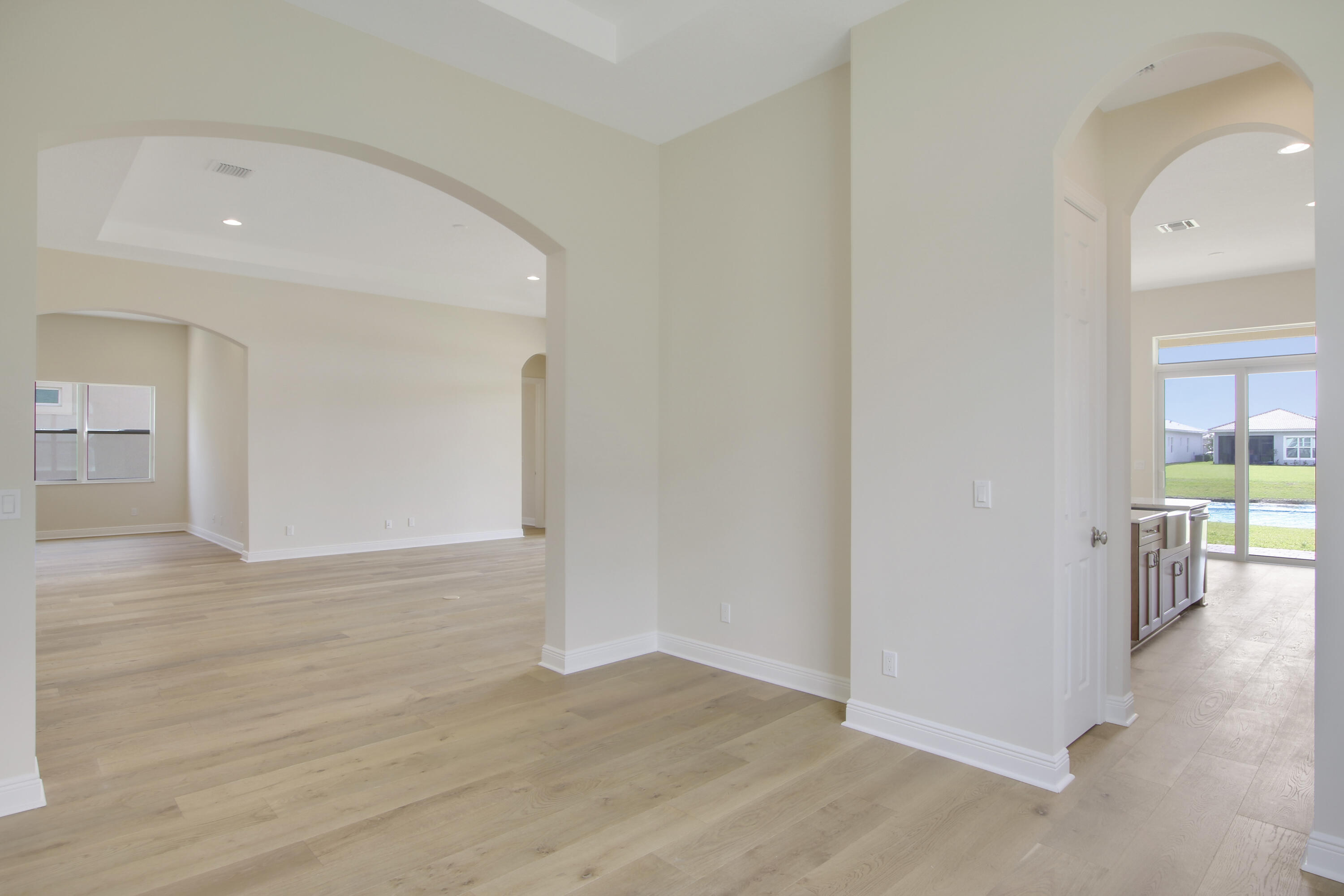 9039 Southwest Roccia Way Port St. Lucie, FL 34987 - Photo 22 of 80 Dining Room