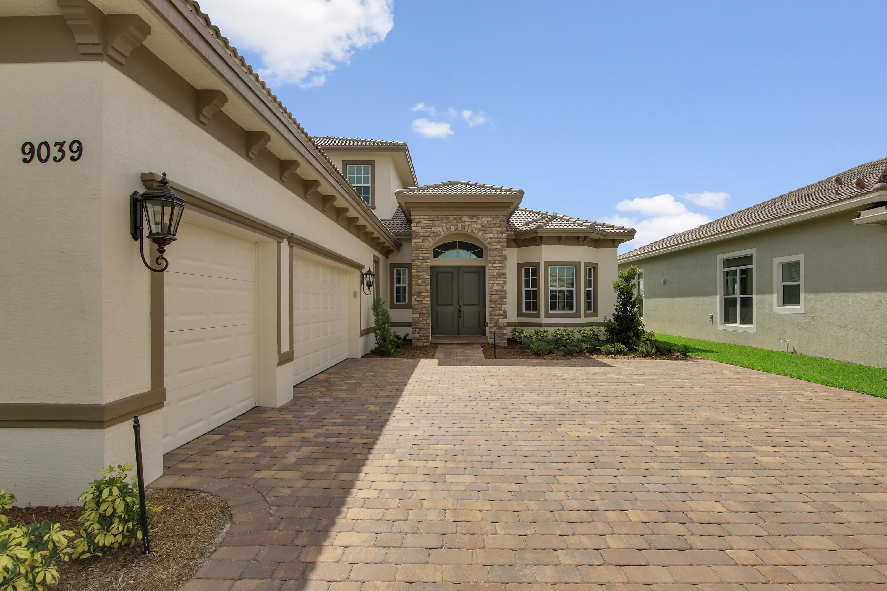 9039 Southwest Roccia Way Port St. Lucie, FL 34987 - Photo 3 of 80 Entry