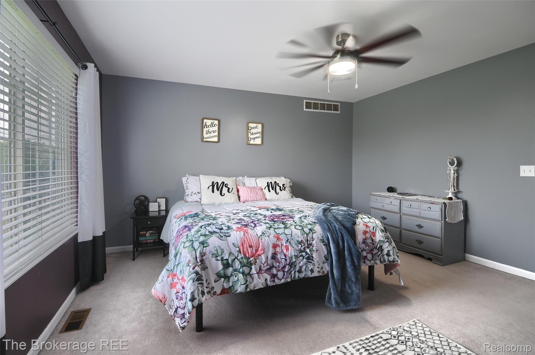331 Davis Lake Road Lapeer, MI 48446 - Photo 28 of 42 DSC_6443-HDR(5).jpg