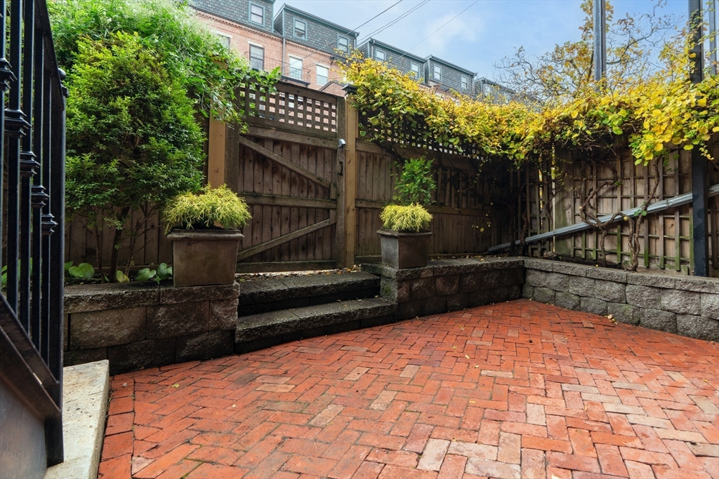 75 Rutland Street, Unit 1 Boston, MA 02118 - Photo 22 of 25 Gallery Image 22