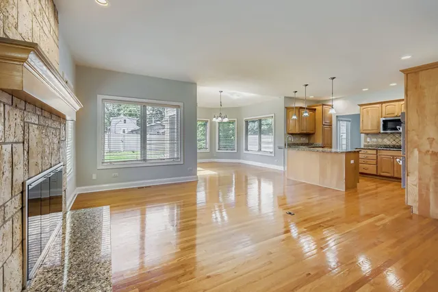 $599,900 | 314 Judson Street, Bensenville, IL 60106