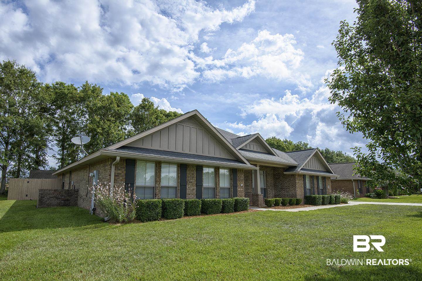 151 Meadow Run Loop West Foley, AL 36535 - Photo 3 of 38