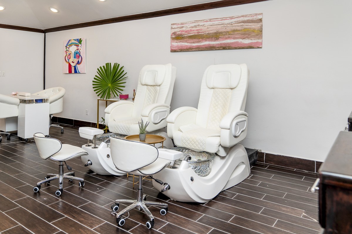 1.3 Miles North San Pedro, Unit CASITA1 Robstown, TX 78380 - Photo 34 of 37 a living room with furniture and wooden floor