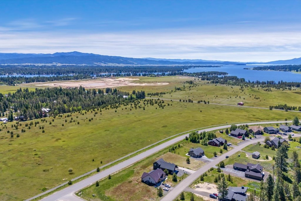 13140 Hawks Bay Road, Unit 24 Donnelly, ID 83615 - Photo 15 of 26