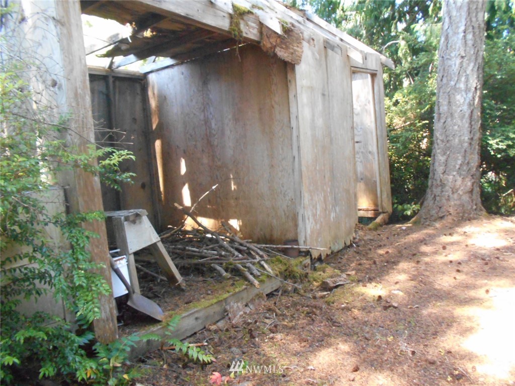 41 Bear Road Quilcene, WA 98376 - Photo 10 of 33 Gallery Image 10