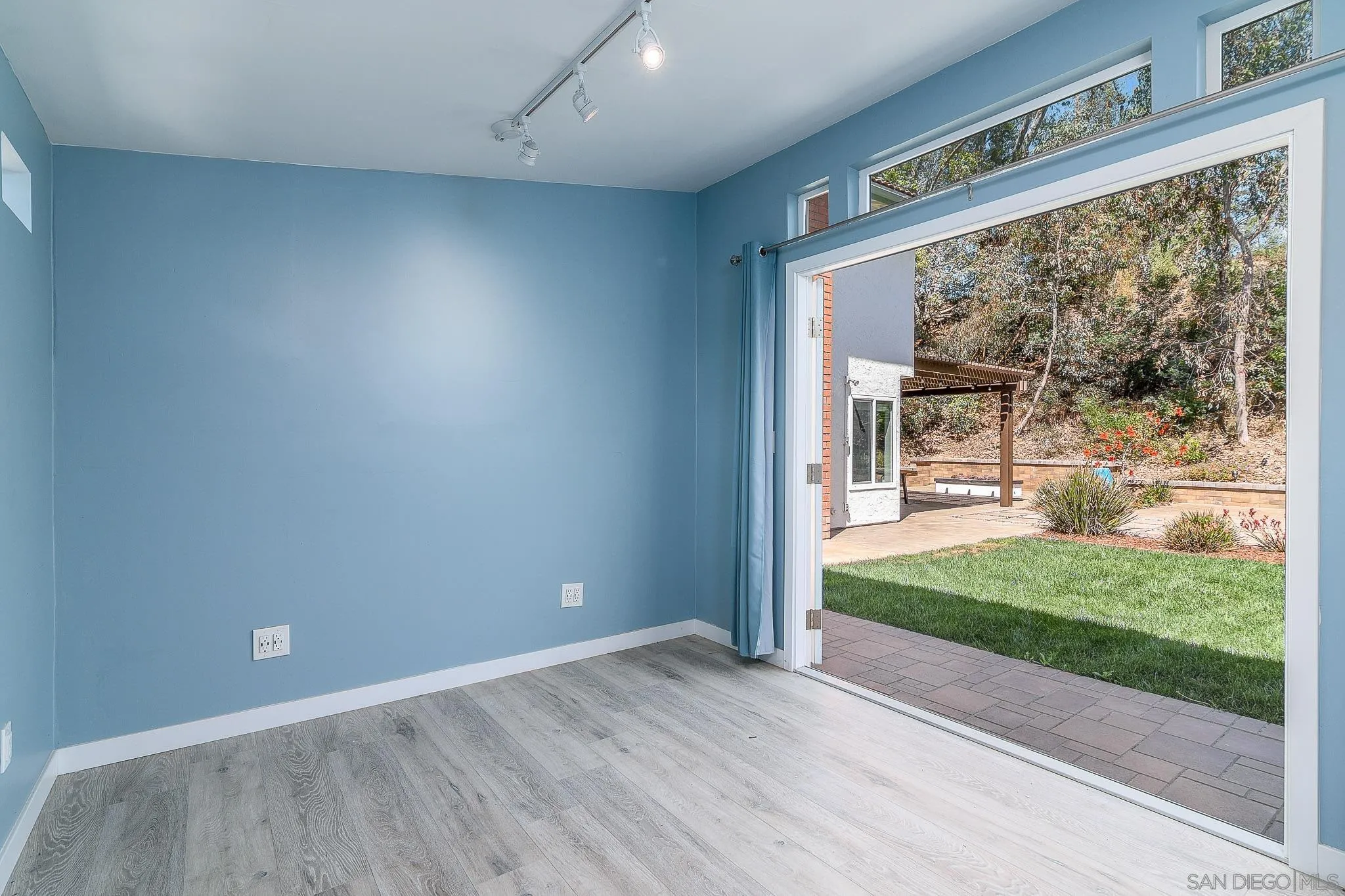 534 Shanas Lane Encinitas, CA 92024 - Photo 33 of 43