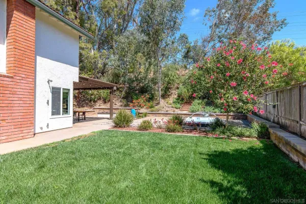 $2,199,000 | 534 Shanas Lane, Encinitas, CA 92024